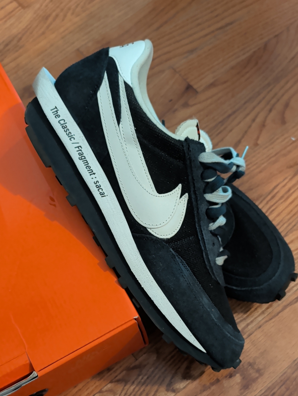 Nike x sacai Fragment Navy/White Runner - Men